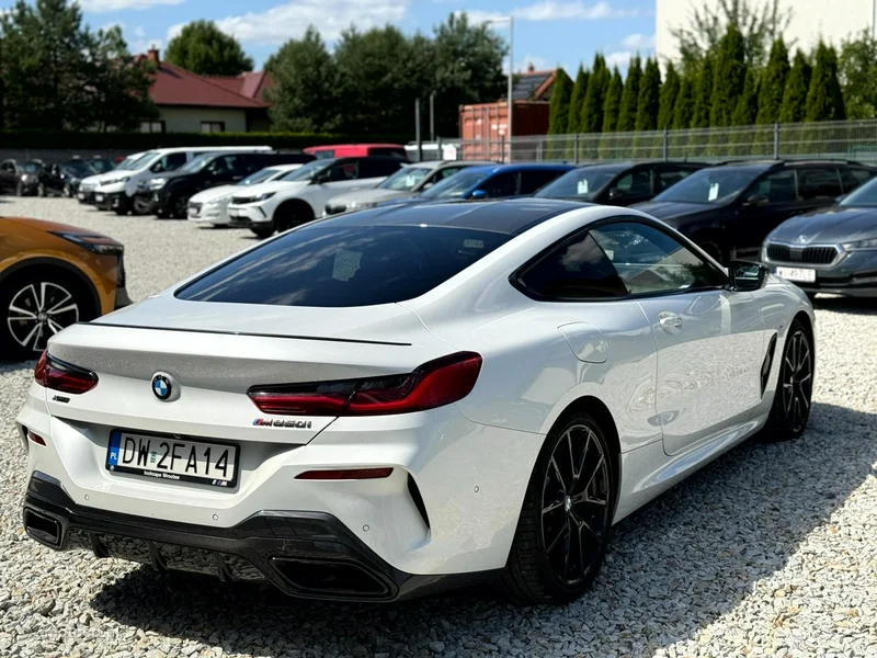 BMW Seria 8 G14 850 8