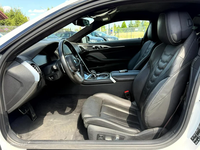 BMW Seria 8 G14 850 10