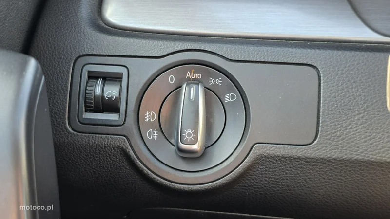 Volkswagen Passat Variant B7 15