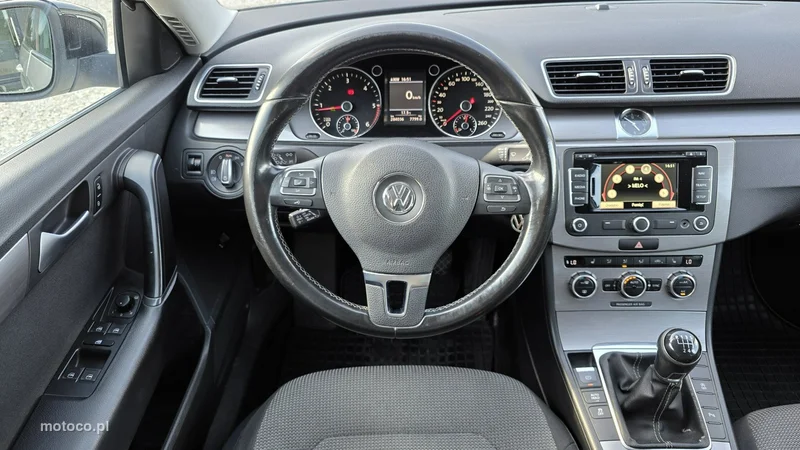 Volkswagen Passat Variant B7 4