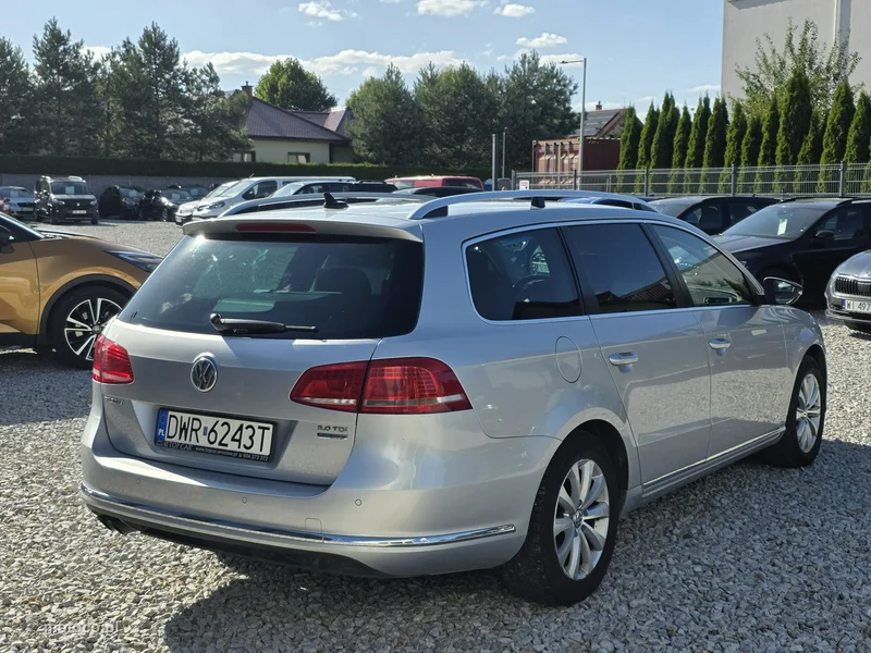 Volkswagen Passat Variant B7 9