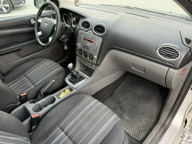 Ford Focus II 4