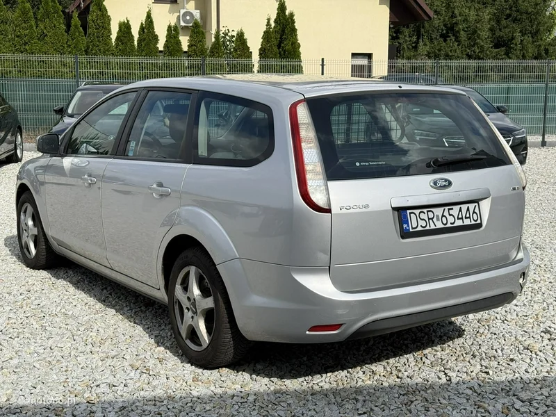 Ford Focus II 7