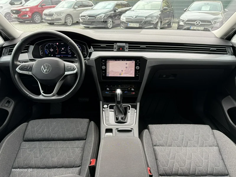 Volkswagen Passat Variant B8 4