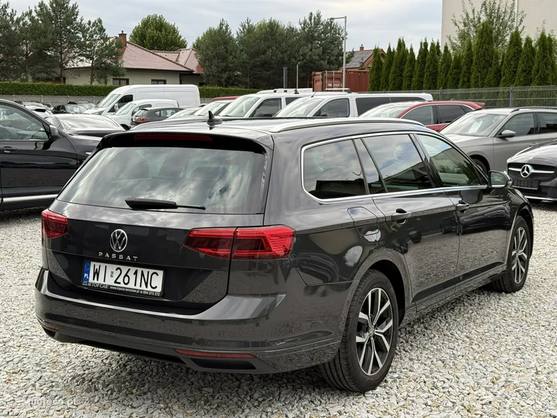 Volkswagen Passat Variant B8 9