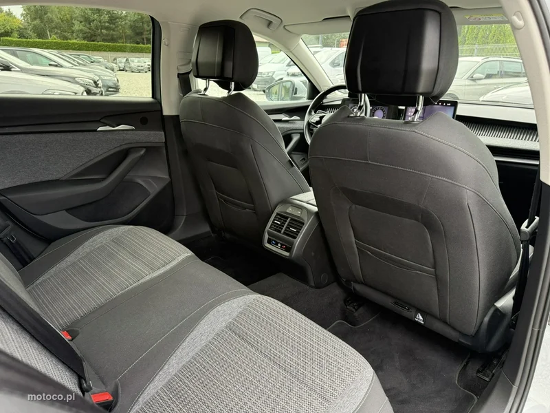 Skoda Superb IV 14