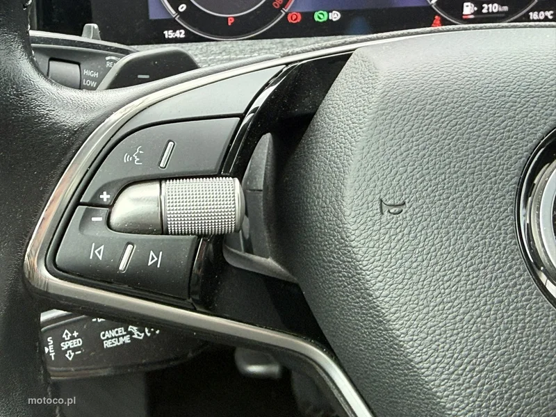 Skoda Superb IV 17
