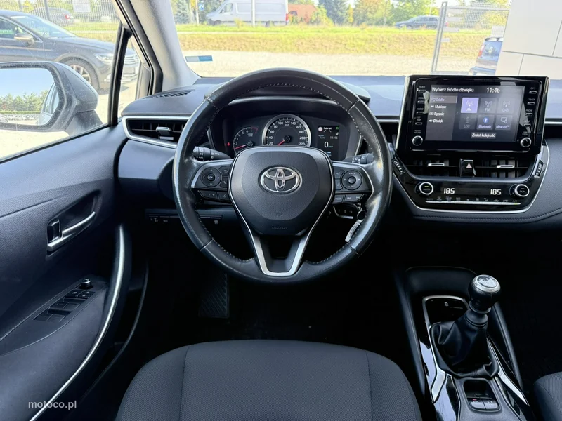 Toyota Corolla E210 4