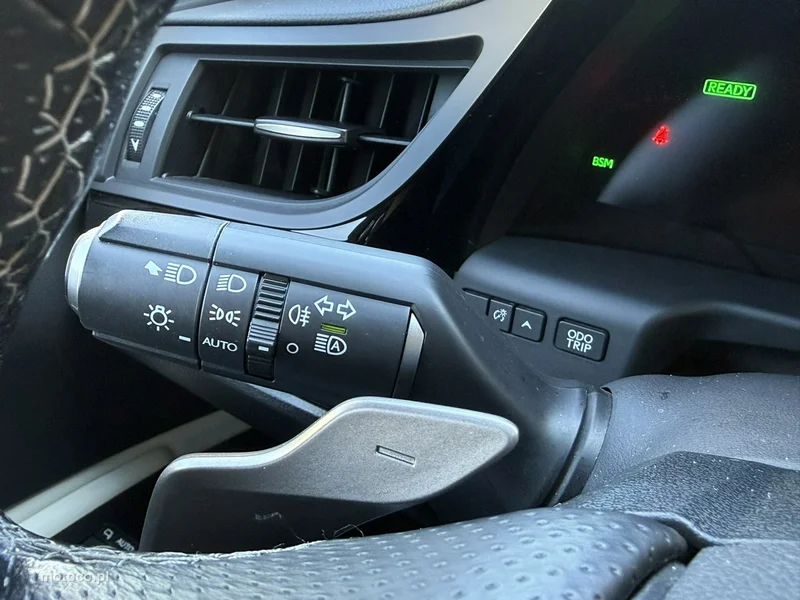 Lexus ES300 24