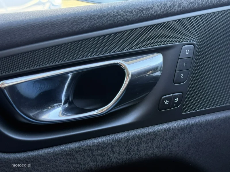 Volvo XC 60 22