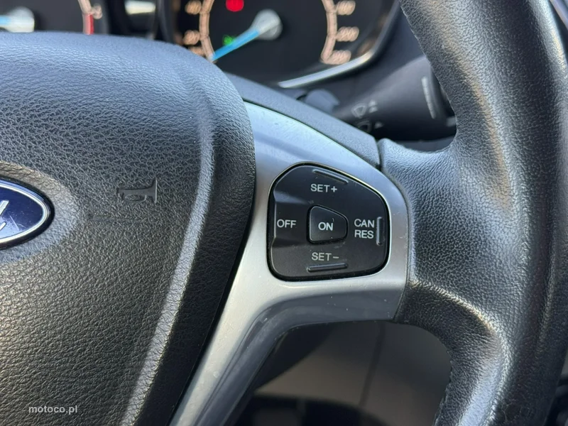 Ford Fiesta VI 22