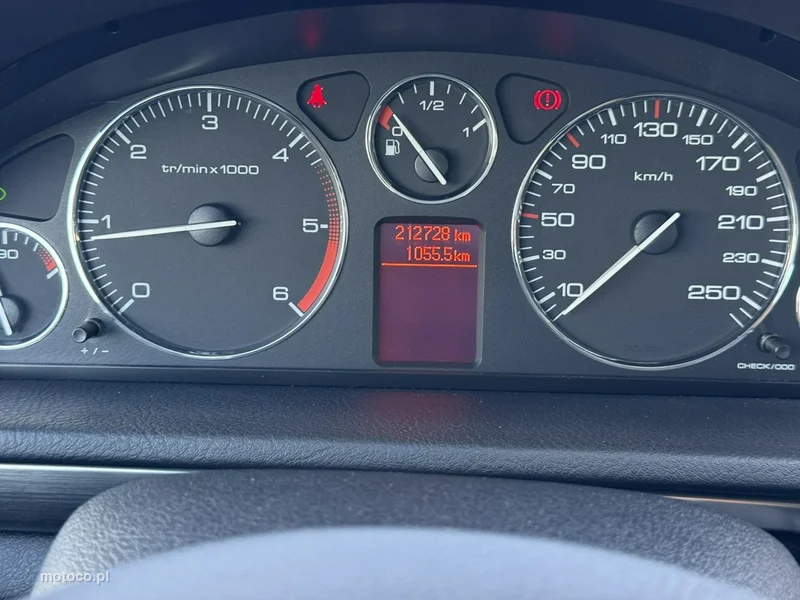 Peugeot 407 23
