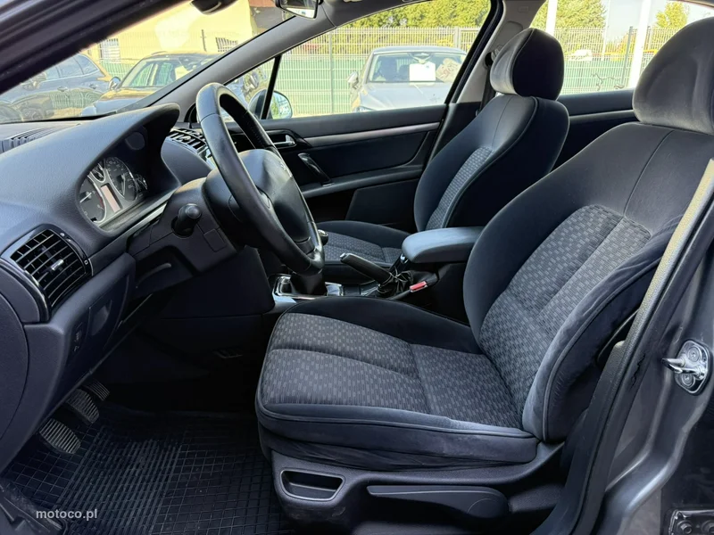 Peugeot 407 6