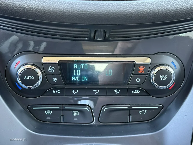 Ford Kuga II 33