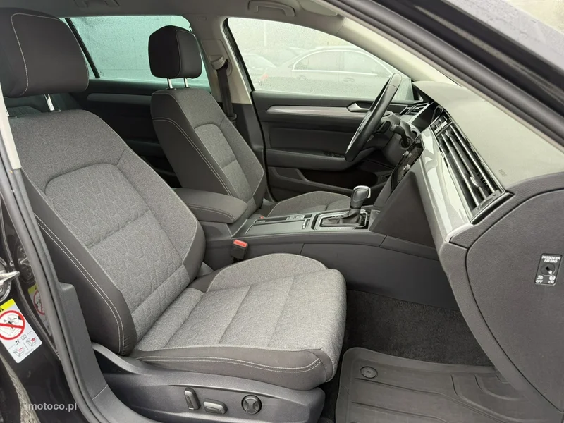 Volkswagen Passat Variant B8 16