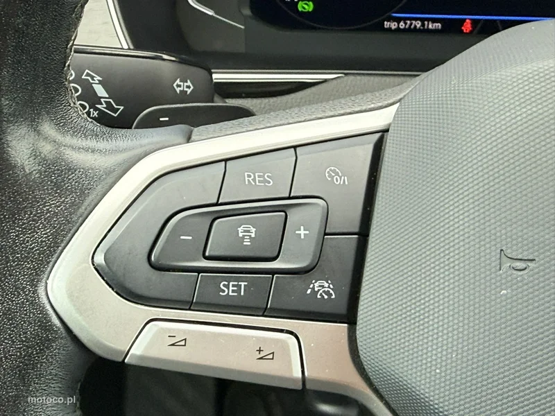 Volkswagen Passat Variant B8 25