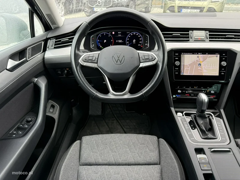 Volkswagen Passat Variant B8 4