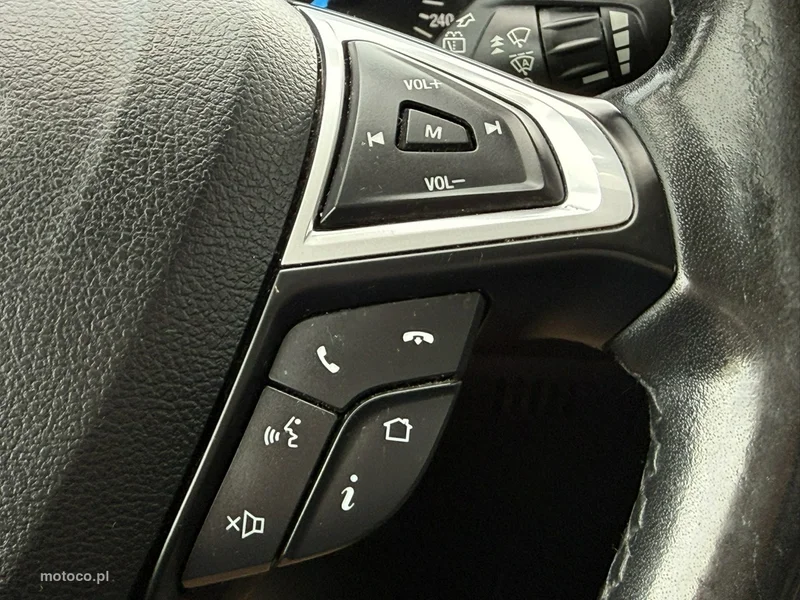 Ford S-Max II 15