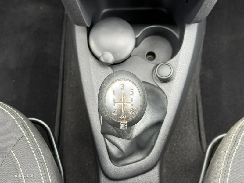 Dacia Logan 23