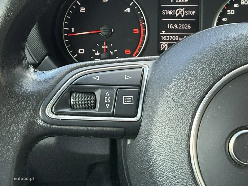 Audi A1 8X 17