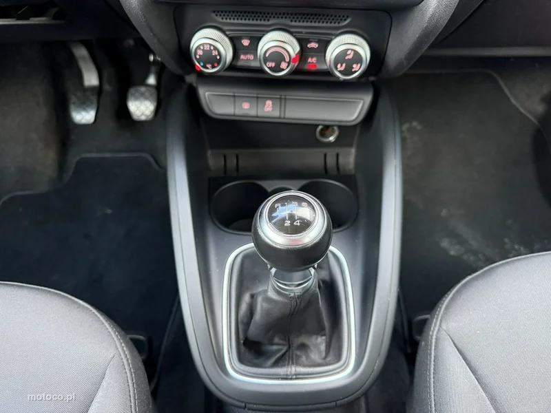 Audi A1 8X 20
