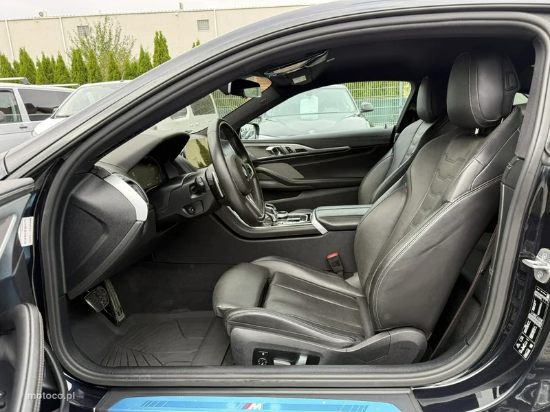BMW Seria 8 G14 840 19