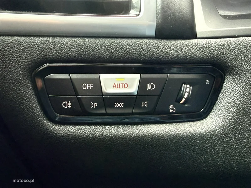 BMW Seria 8 G14 840 29
