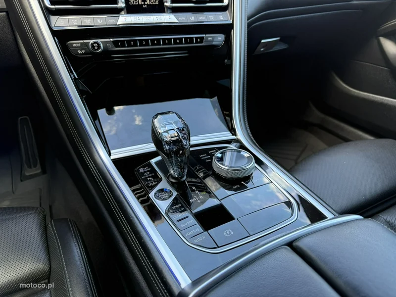 BMW Seria 8 G14 840 34