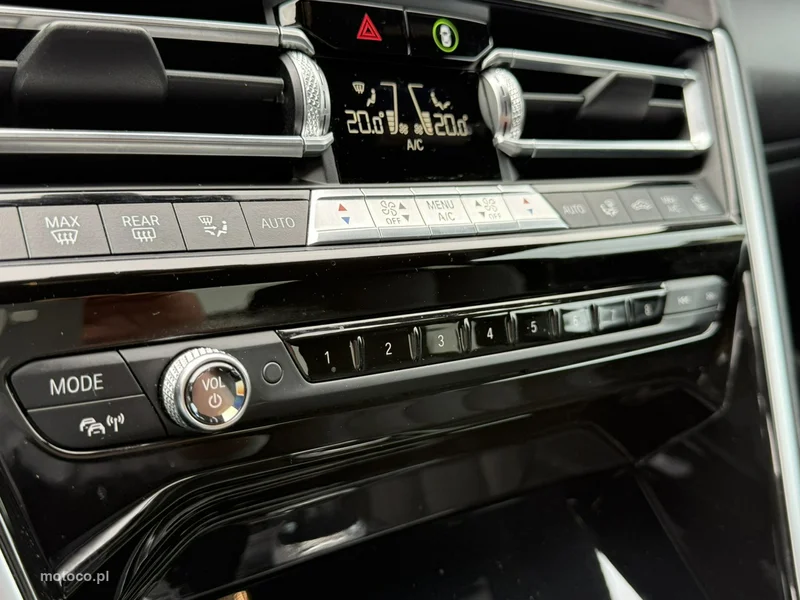 BMW Seria 8 G14 840 49