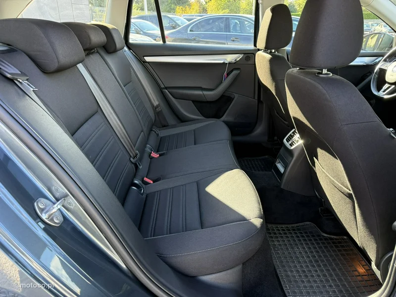 Skoda Octavia III 9