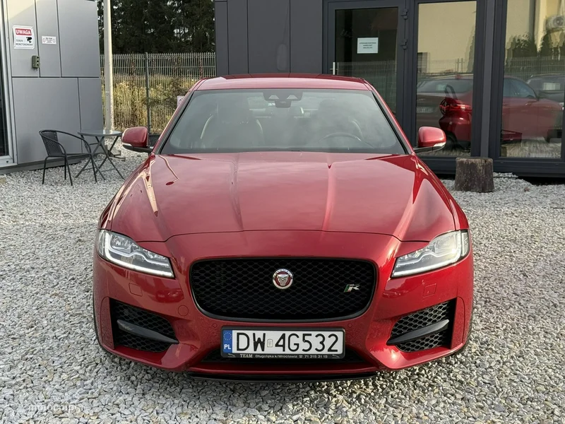 Jaguar XF 2