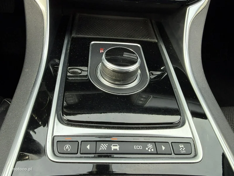Jaguar XF 25