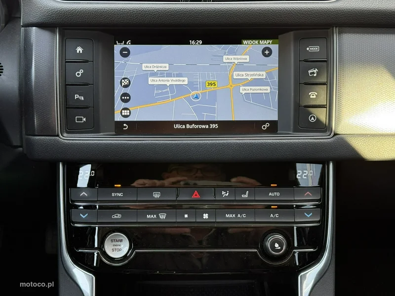 Jaguar XF 27