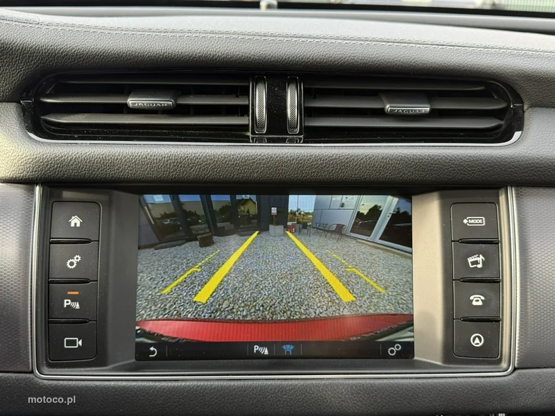 Jaguar XF 29