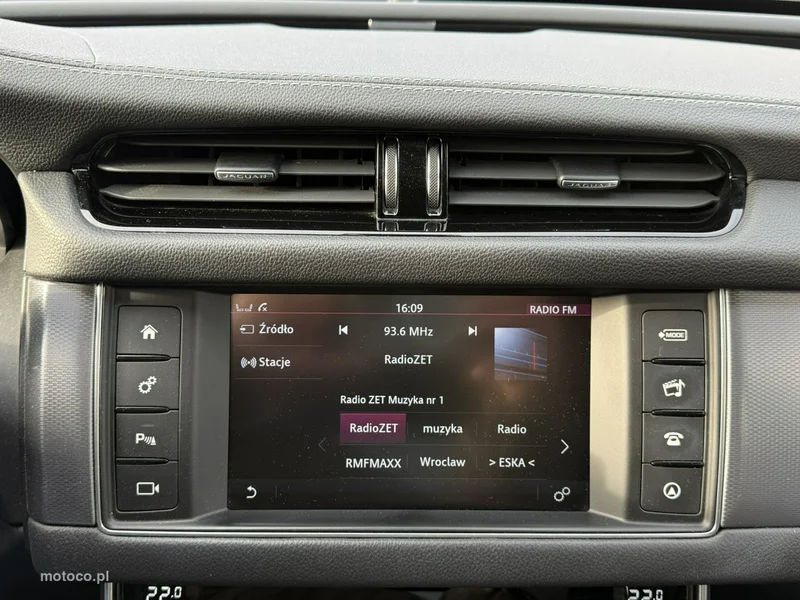Jaguar XF 30