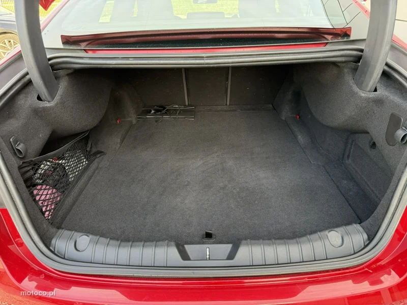 Jaguar XF 32