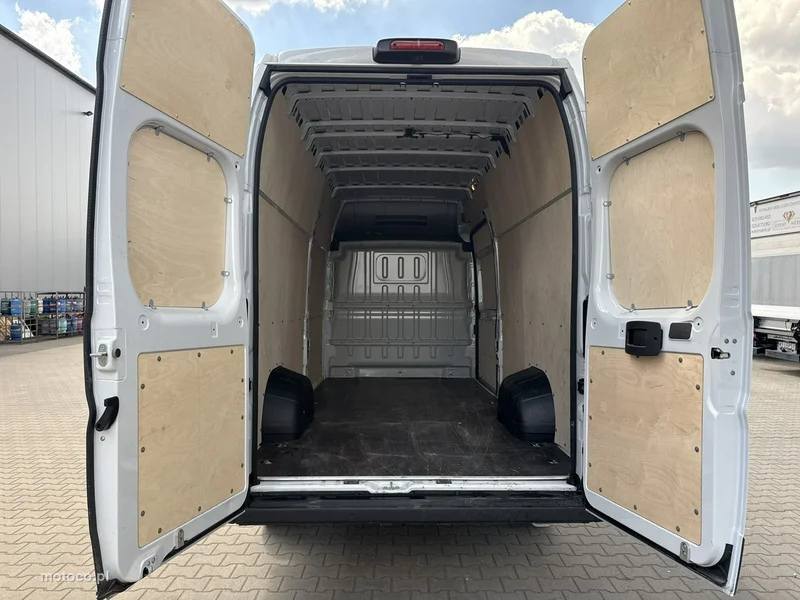 Opel Movano 20