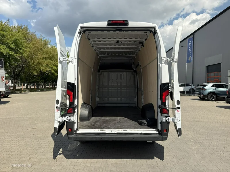 Opel Movano 20