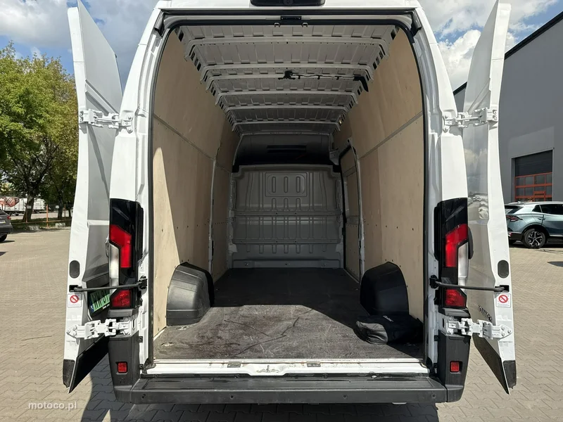 Opel Movano 21