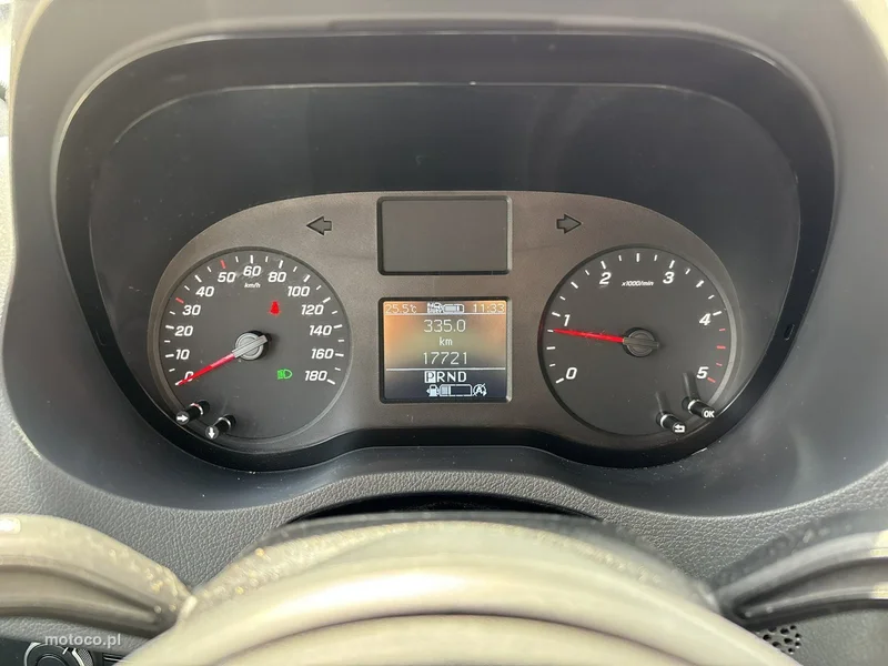 Mercedes-Benz Sprinter 13