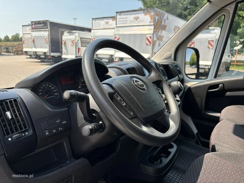 Opel Movano 12