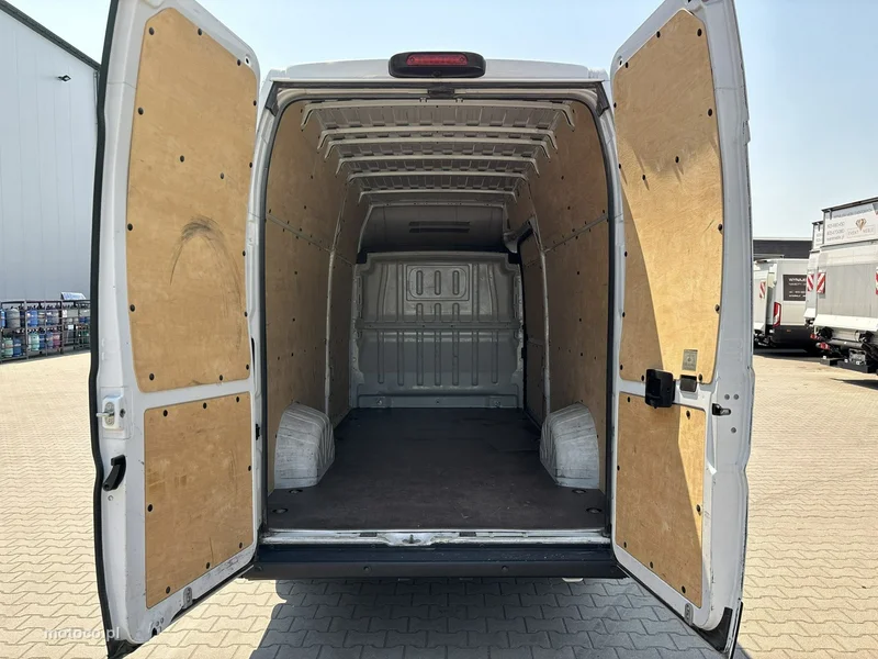 Opel Movano 16