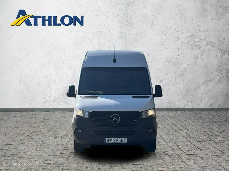 Mercedes-Benz Sprinter 8