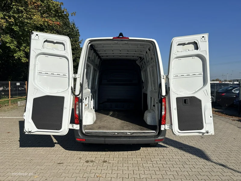 Mercedes-Benz Sprinter 15