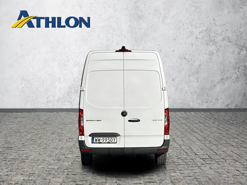 Mercedes-Benz Sprinter 4