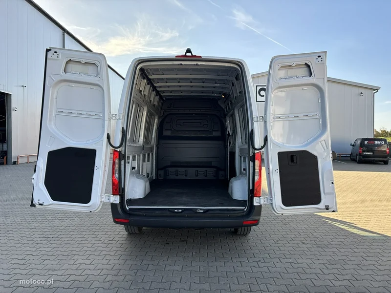 Mercedes-Benz Sprinter 15