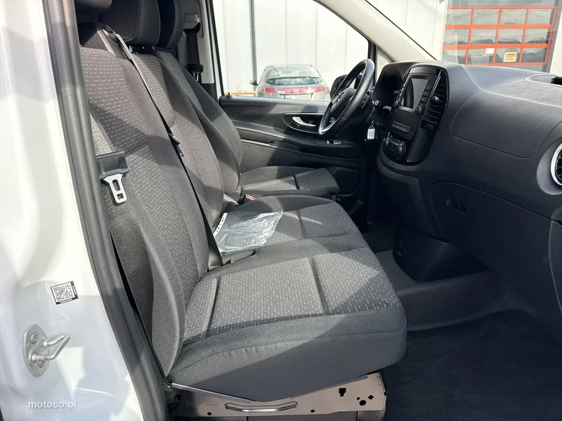 Mercedes-Benz Vito 18