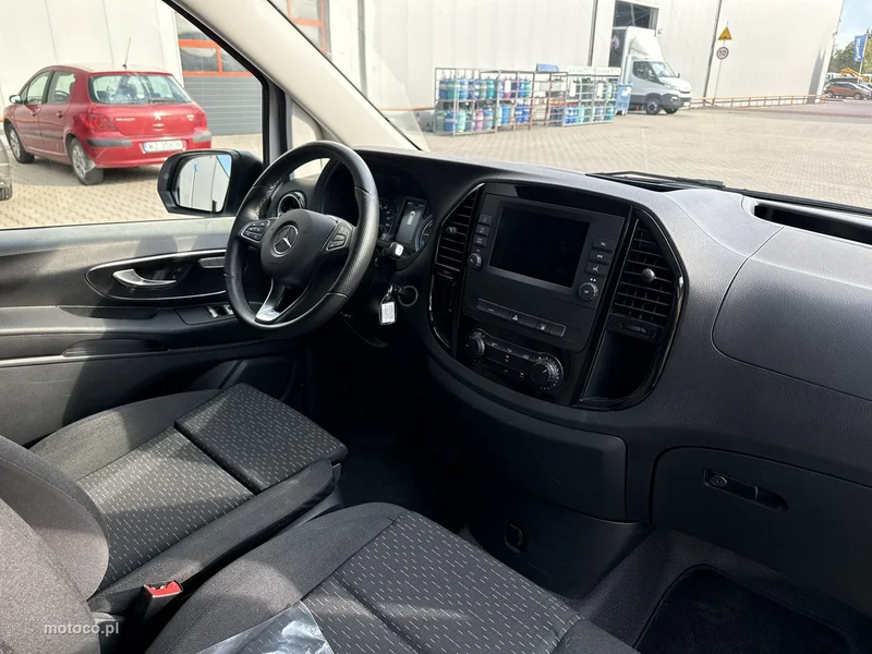 Mercedes-Benz Vito 19
