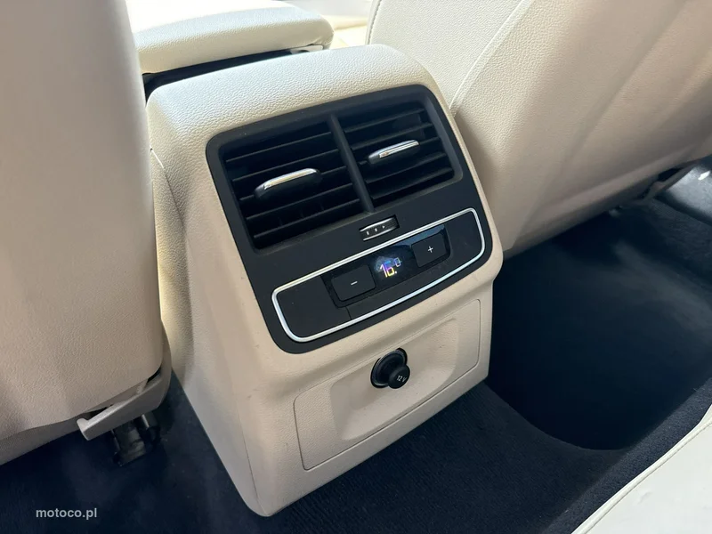 Audi A4 B9 16