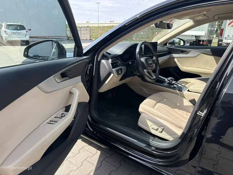 Audi A4 B9 10